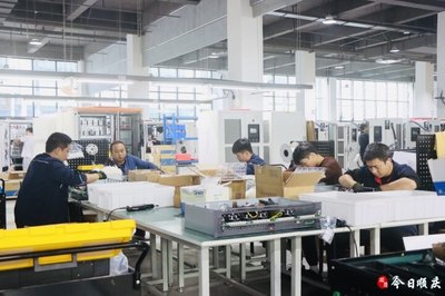 順慶 企業(yè)生產(chǎn)“鉚足勁”，技術(shù)服務(wù)助沖刺四季度